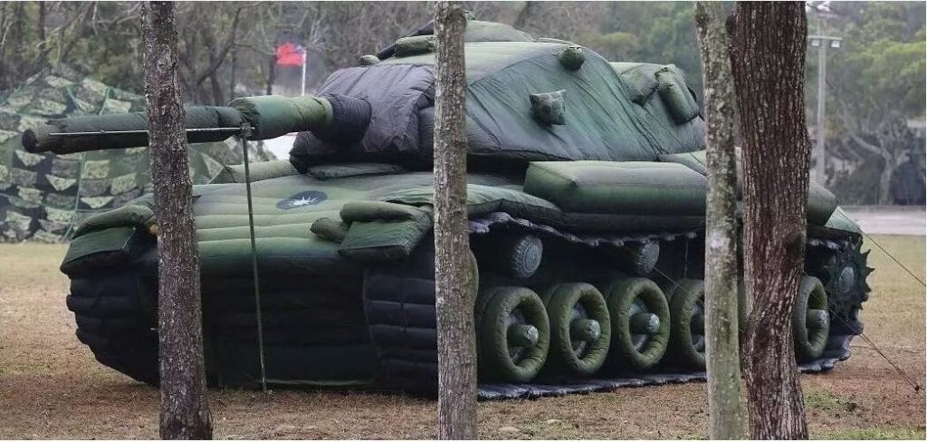 湘西军用充气坦克